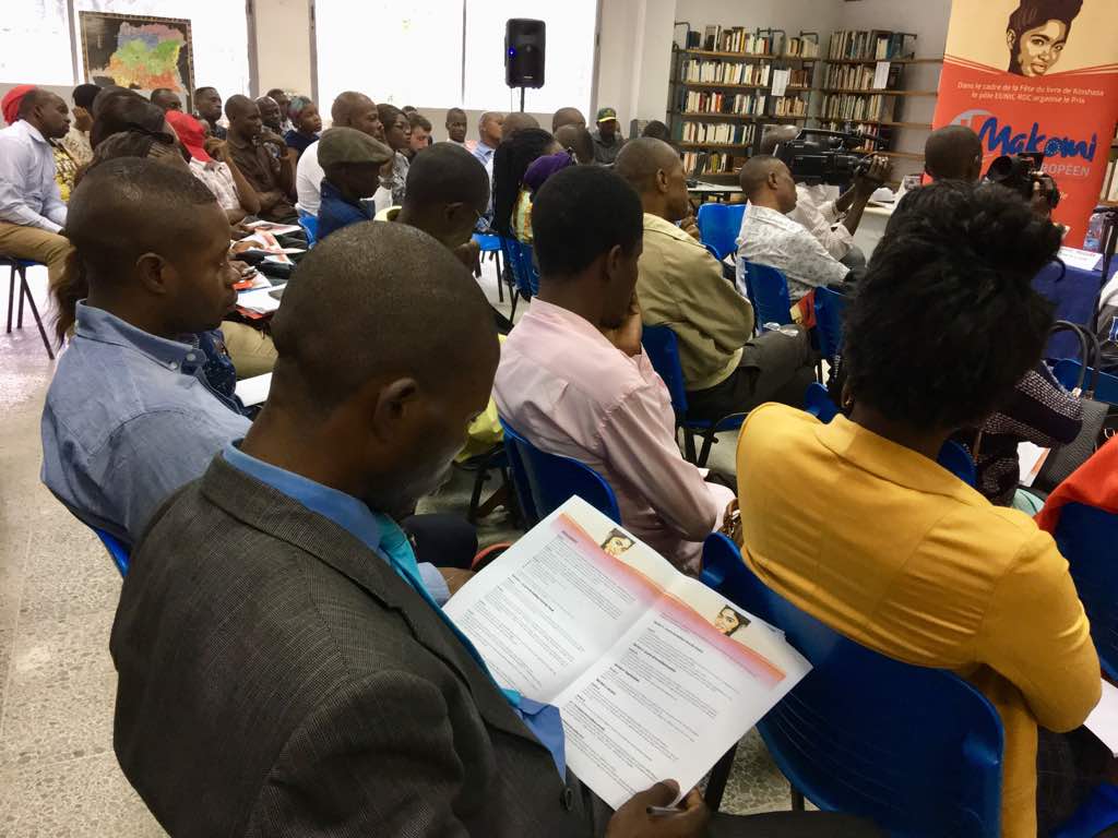 UEenRDC's tweet photo. Le Prix #Makomi 2018 est lancé. Retrouvez le règlement pour candidater à cette deuxième édition du prix littéraire organisé par le Pôle #EUNICRDC🇨🇩 #UE 🇪🇺en suivant le lien: (link: https://t.co/xxHYmZPMTH) https://t.co/0IAppadUmV… https://t.co/bCLNftpybo