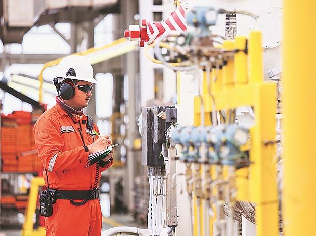 bsindia's tweet photo. Mapping insolvency: RPMG Investment is lone bidder for KSS Petron, write @advaitrao1 
#insolvency

https://t.co/RZSNf4fM0C https://t.co/6TW83FR1in