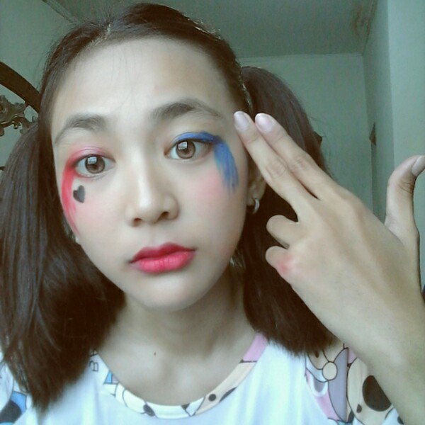 A_GitaJKT48's tweet photo. Kalau aku jadi Harley quinn nya siapa yg mau jd Joker nya??💀

Udah keliatan nakal belom di foto pertama💀

Jangan ada yg komen "lucu😘" komen nya nya haruh "sadis💀" "wes nakal nih💀" " BAD💀"
Wkwk orang mau komen diataur atur wkwk😂 #Gitatodayscharacter https://t.co/HDmojow2LR