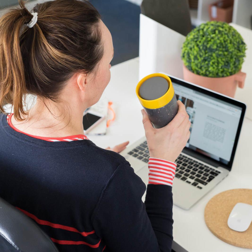 rCup is insulated so your coffee stays at the perfect temperature for longer. ow.ly/an8k30jAtCO