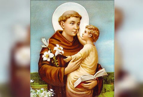 Hoy celebramos la festividad de #sanantoniodepadua y es por ello que felicitamos a todos los Antonio, y en especial a todos aquellos que hoy celebran su Santo. #santoral #FelizMiercoles <a href="/panpobres/">San Antonio de Padua</a>