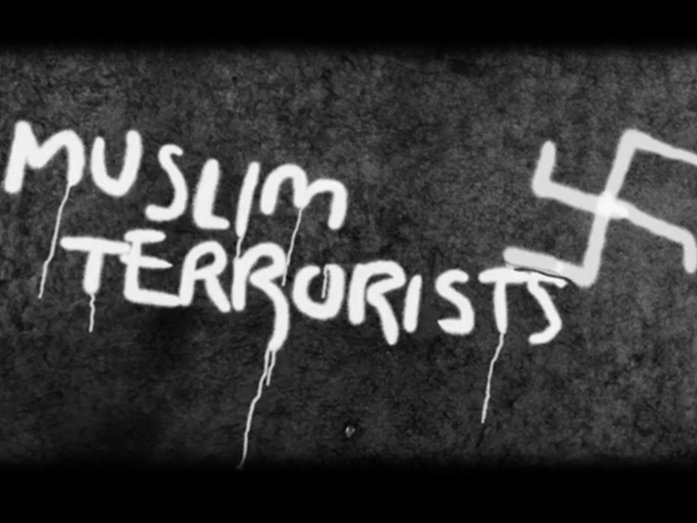 AsoIslamofobia's tweet photo. 🌧️🌧️"Tormentas de odio": minivideo de @TellMamaUK sobre las agresiones vandálicas a los centros de culto y por extensión a las personas y comunidades #musulmanas 📽️ https://t.co/l5eudwJoF0

#LuchaContraIslamofobia
#No2H8 https://t.co/8uXsou06ff