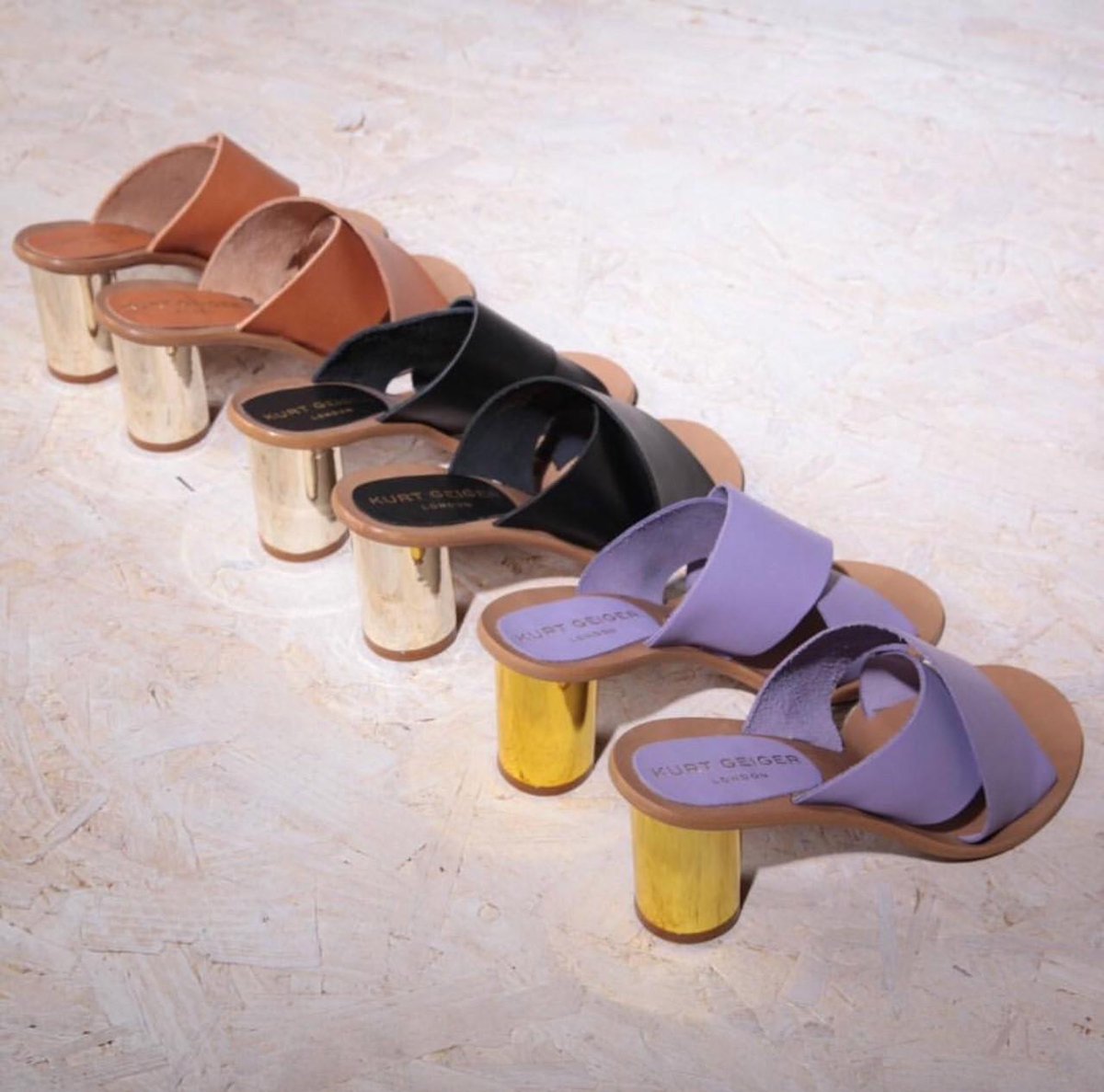 The <a href="/KurtGeiger/">Kurt Geiger</a> Sale is on! 🚨
Enjoy up to 50% off in-store.