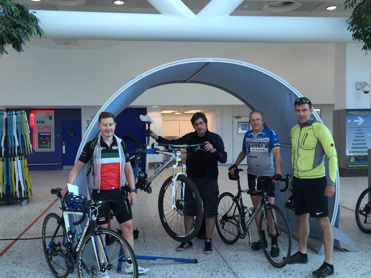 ACMPlatform's tweet photo. This morning's #CycleSurgery with #DrBike promoting #cycletowork @AirportCityUK @manairport @OfficialTfGM #bikes #cycling https://t.co/a9JolNHarP