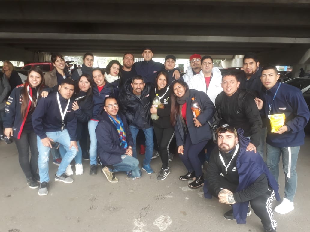 vero_brayton's tweet photo. Somos parte de los 2500 fiscales por que ellos #NuestrosDelegados confiaron en nosotros 
Gracias por dejarnos ser parte de esta gran lucha #PorUnSindicatoMejor #UnidosPodemos #ElEquipoDeRamónMuerza @RamonMuerzaSEC @aldecoto @AnastacioMatias @SebaPonce91 @patapata121 @juanjo1422mi https://t.co/YohDiBsOHd