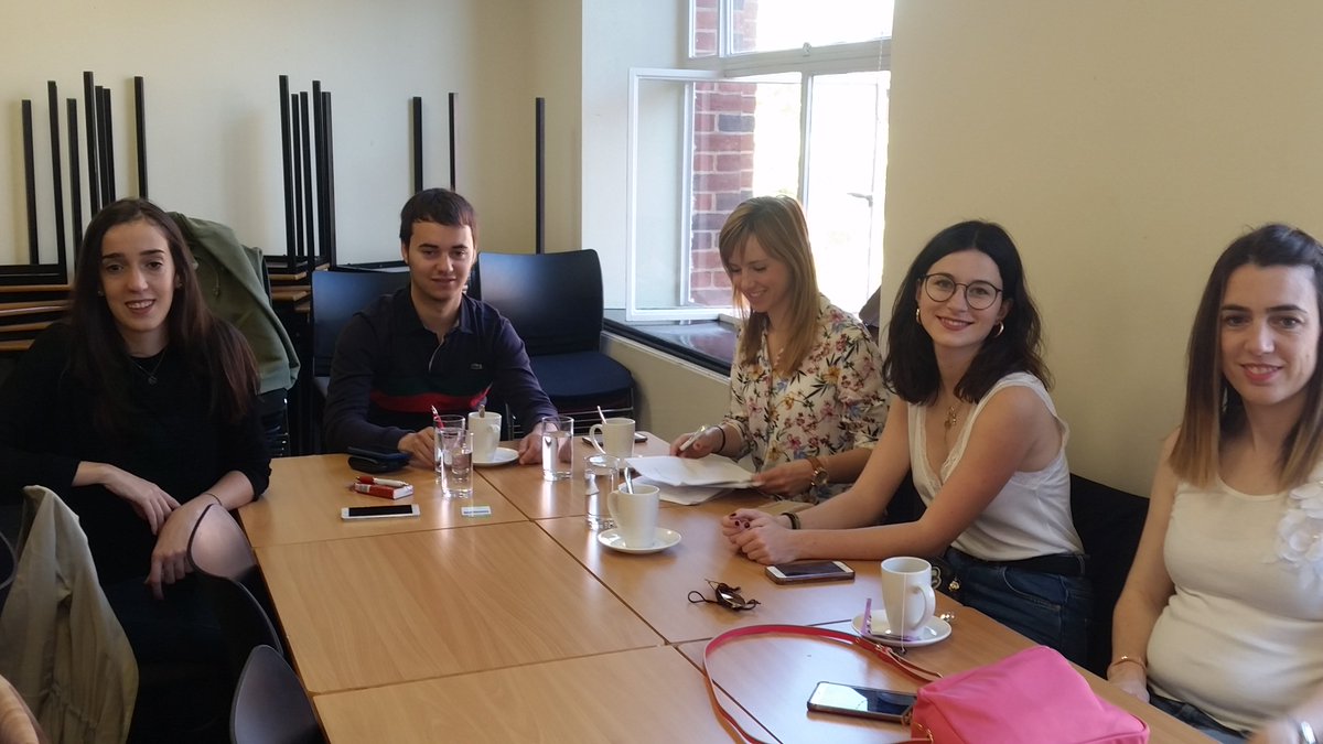 RegentsRILC's tweet photo. University of Cantabria students enjoying the short programme #London: #Global #Financial #Markets #Hub @regentsuni  
@i_lernin @unican https://t.co/JpPQdWKjut