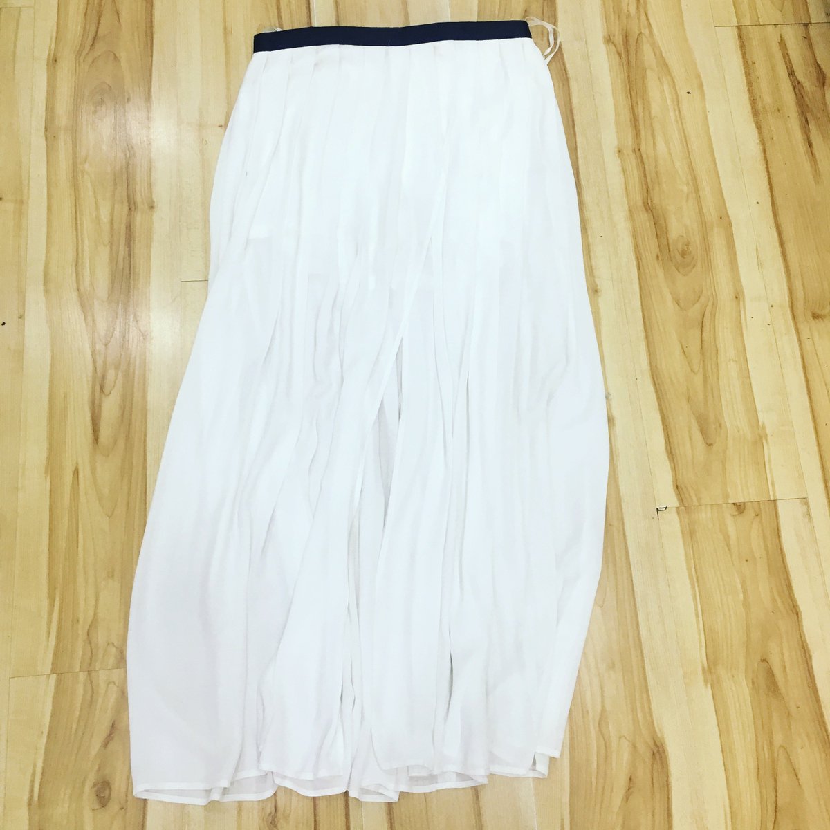 The_dbfashions's tweet photo. Buy 2 Get 1 FREE on men pants and selected items. 
Starting today, 
#promo #Buy2Get1FREE #DesertBlues #FactoryOutlet #JebelAli #FreeZone #Dubai #Sale #discount #branded #pants #shirts https://t.co/kSZBEweWpr