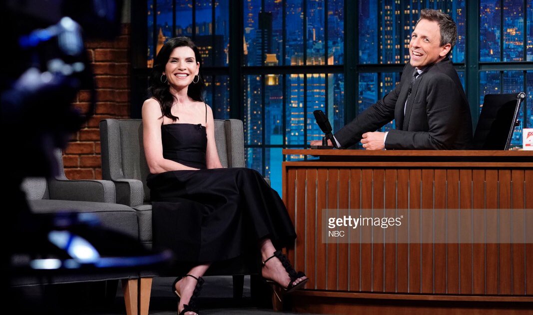 ire_tgw's tweet photo. AAAH  she was gorgeous as always last night on Seth Meyers!! 😍 
Hope to find the interview soon 🙏🏻
#juliannamargulies https://t.co/9g88QK8mNg