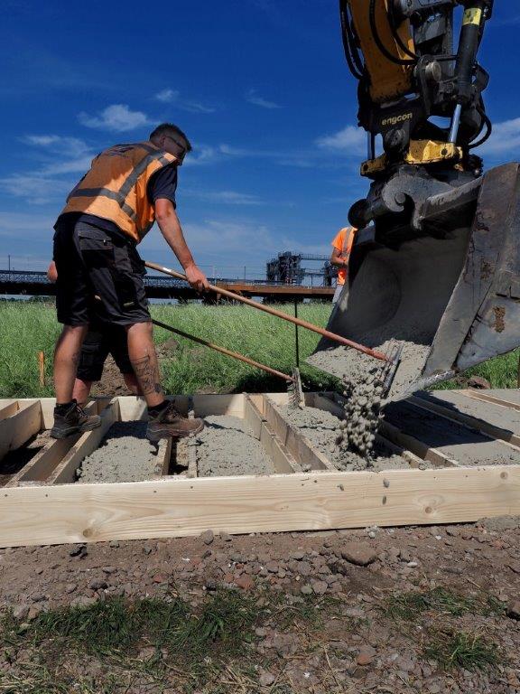 Op 21 juni wordt de nieuwe recreatieve inrichting van de Tichelbeeksewaard van <a href="/gem_zutphen/">Gemeente Zutphen</a> feestelijk geopend. Er wordt nog hard gewerkt aan de realisatie van het ontwerp van <a href="/SAB_adviseurs/">SAB</a>. Mooie foto's op bit.ly/2JtNTde