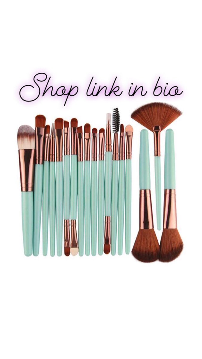 MissWhiplash_'s tweet photo. 18 #piece #makeup #brushes ! ! #Shop link in bio! 🛍💋 #fashionblogger #palettes #fashiondiaries #powder #cosmetics #beautiful #fashionstudy #instafashion #blush #blend #contour #contouring #highlight #baked #bake #snached #beat #face #facebeat #beauty #fashionstyle https://t.co/GMrc7gD2vR