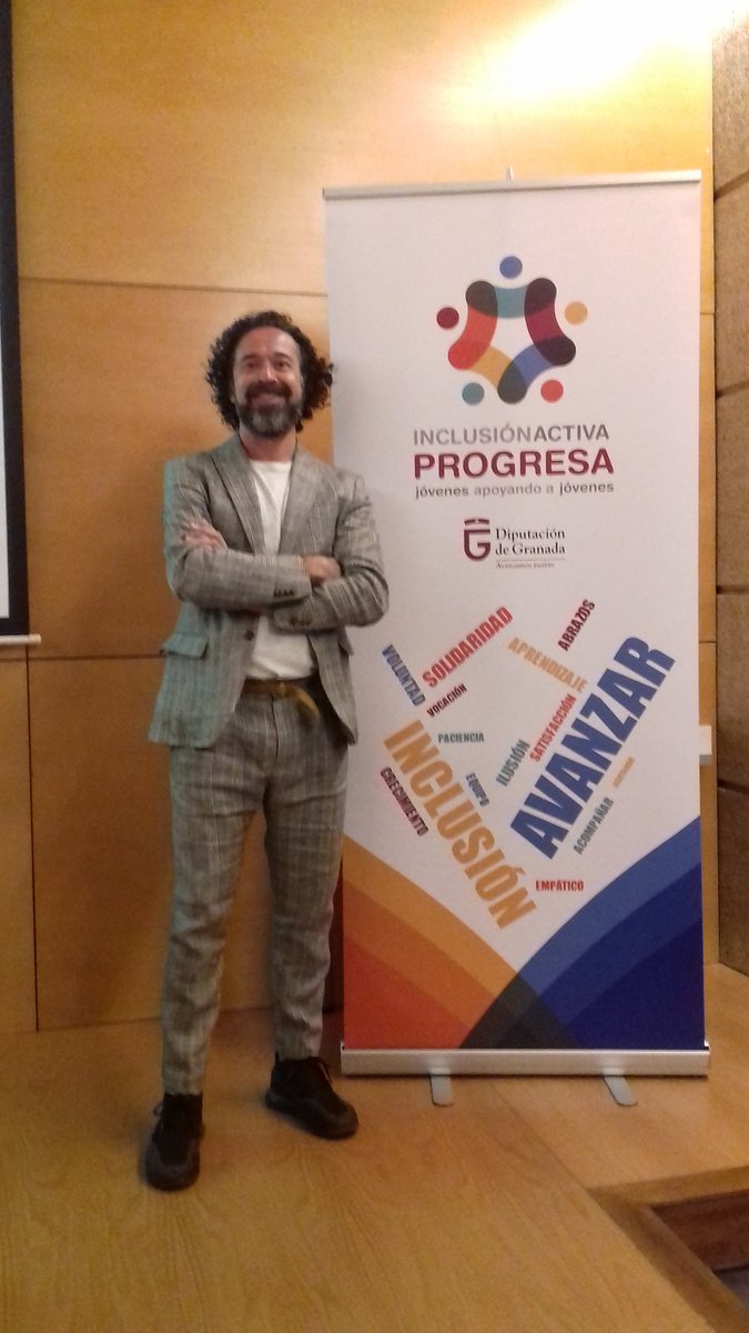 yoramonbarrera's tweet photo. Hoy compartiendo ideas, momentos y conversación con participantes de los programas Progresa y Granada Empleo Jóven de la Diputación de Granada. #MomentoPRO https://t.co/lI9QJ09wK2