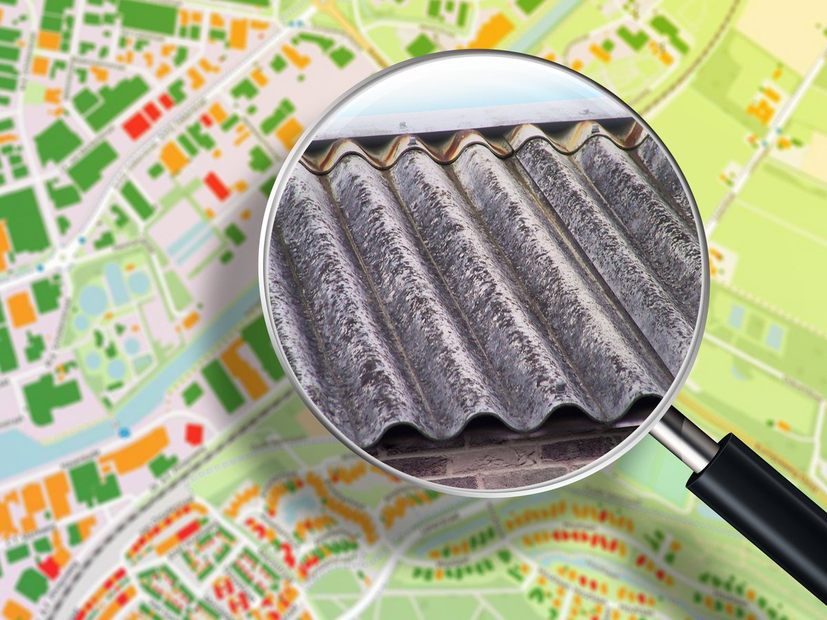 MapGear's tweet image. Een primeur voor @ProvDrenthe, die afgelopen maandag de #Asbestdakkaart heeft gelanceerd: mapgear.nl/provincie-dren… …