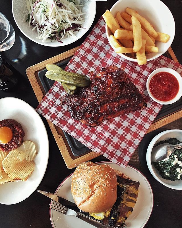 Melbourne BBQ legends, <a href="/burncitysmokers/">Burn City Smokers</a> return to @grandhyattmelbourne 🔥🍖 The Burn City Pop-Up has fired up, ready to show off their smokin’ hot new additions to their Southern American-inspired menu. Expect brisket burgers, sticky pork ribs &amp; even w… ift.tt/2JwOfRa