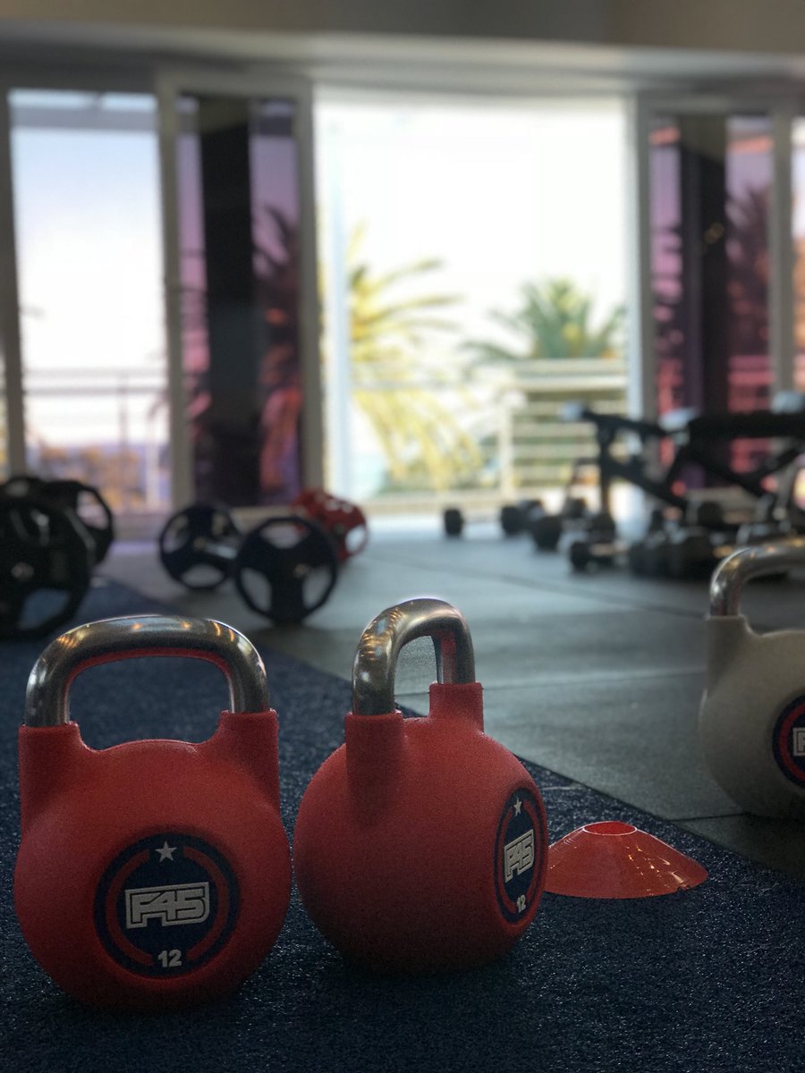 Thamar Houliston tweet media