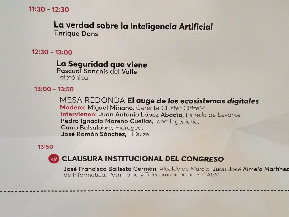 ClusterCitizeM's tweet photo. Pedazo de mesa a las 12! Después del genial @enriquedans, @eldulze, @hidrogea, @estrellalevante con preguntas de @soyjoaquingomez, @pablooliete, @kessler_mathieu , y más! #RMDW https://t.co/hfi3LkaCFV