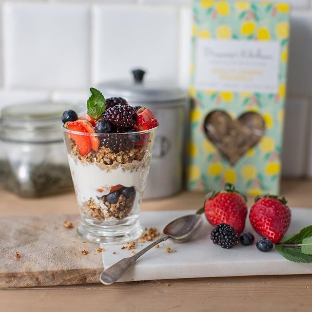 PrimrosesKit's tweet photo. Wake up to organic breakfast this week! This morning we will be sampling at Whole Foods in Piccadilly, come by to try our organic range 💫 #withloveandveg #livinginlinewithnature #handmade #dorset #organic #wholefoods #london #wakeuptoorganic #wakeupt… https://t.co/1YyQXaIgYz https://t.co/bq8U34YSzl