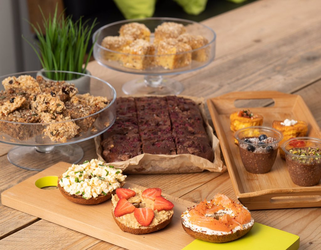 nutribarmcuk's tweet photo. Here's some #Wednesdaywisdom for ya: we only serve fresh, great-tasting ingredients on our #healthbar menu! So come check us out and grab some mid-week nutrition! 🙌🏽

Find us by the #cycle hub at @CARGOmcuk📍#nutribarmcuk #feelgood https://t.co/EM5WRFK8FX