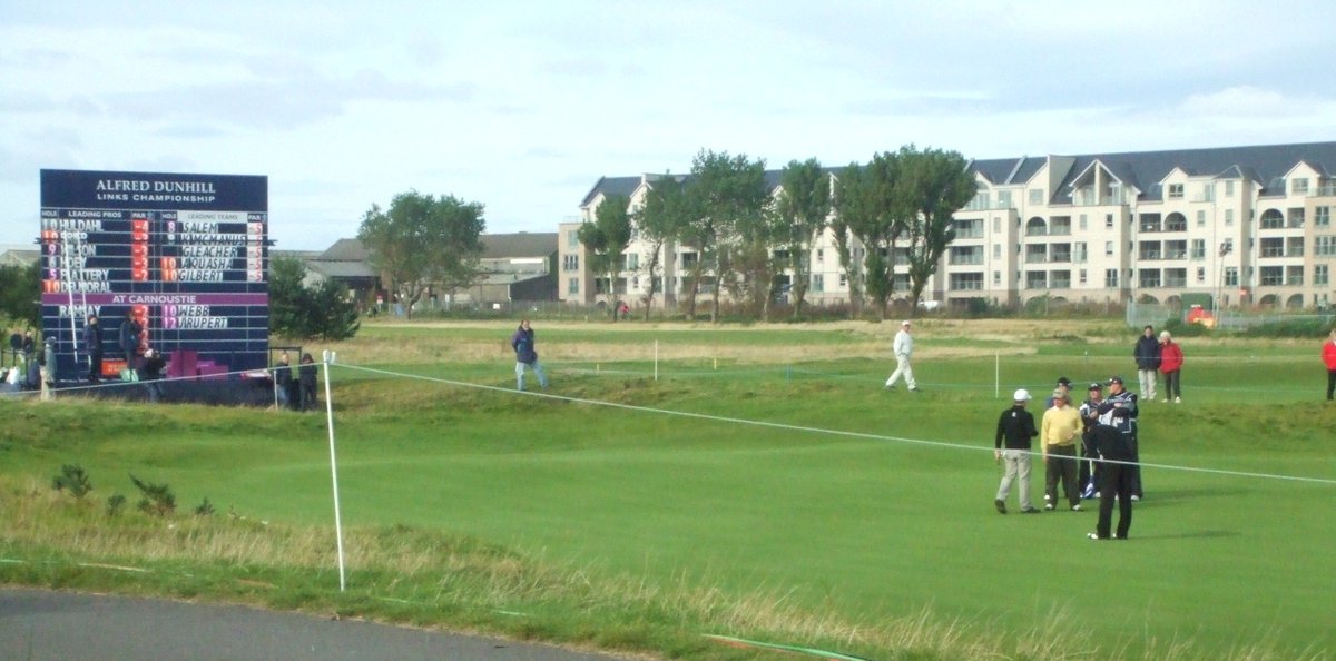 eliteaberdeen's tweet photo. Luxury 2 bed apartment overlooking Carnoustie Championship course now available for the week of @TheOpen " 2 bath, balcony overlooking course and furnished to a high standard. Details info@elite.scot #theopen #golf #carnoustie #R&amp;A https://t.co/pICAkgj9Wm