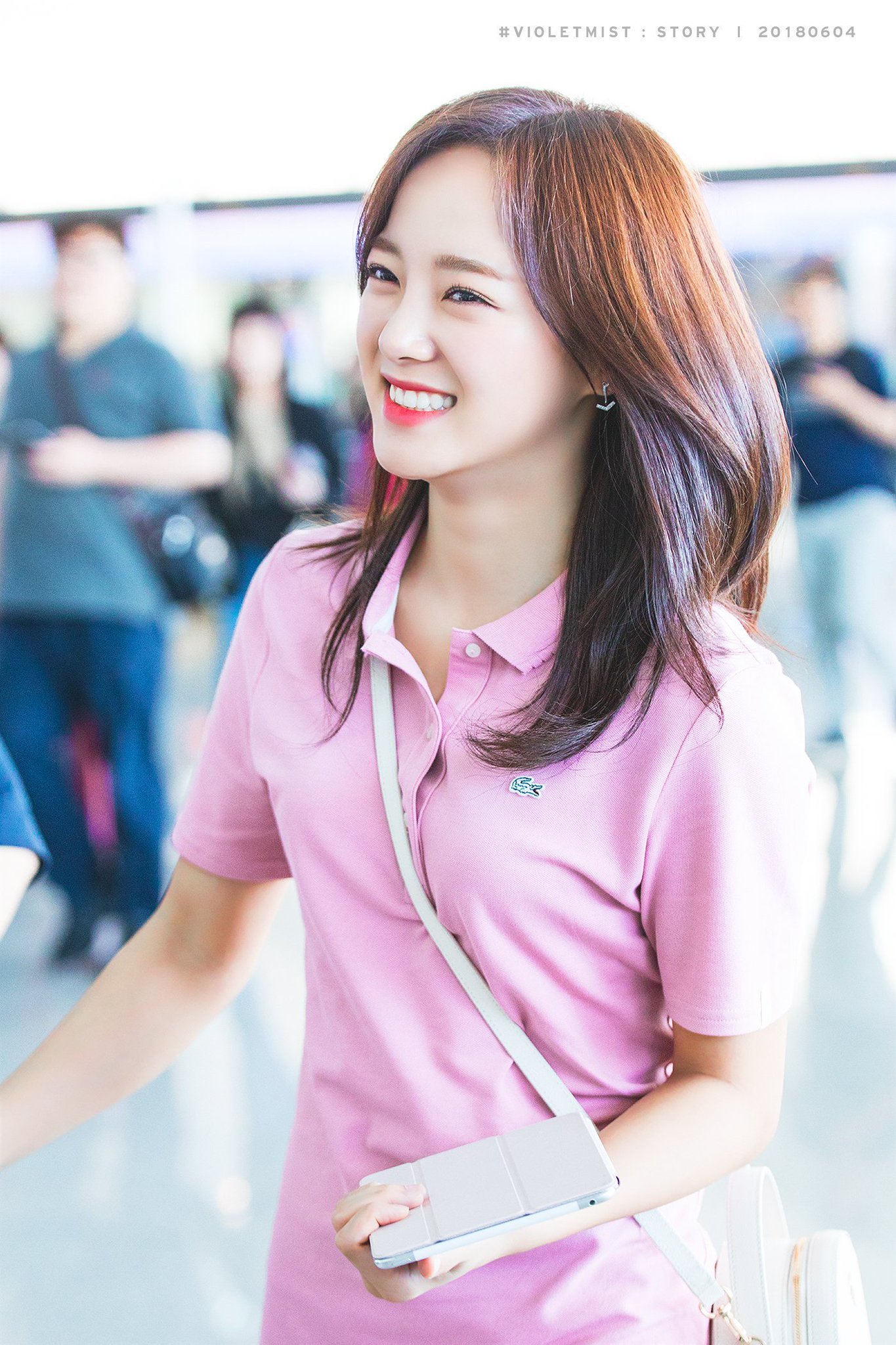 김세정 - KIM SE JEONG on Twitter: "[FANTAKEN] 180603 - incheon airport