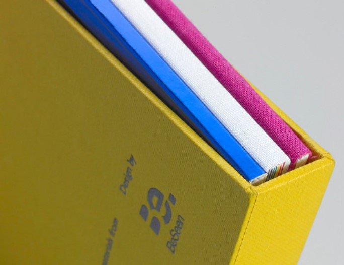 PureprintGroup's tweet image. We love the @MasterBookBind Box of Magic which we have in our London and Uckfield #PureprintLibrary showcasing beautiful creative binding so come and take a look for inspiration on your next project #Masters #creativebinding #casebinding #layflat #singersewn