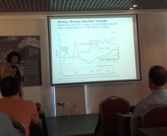 MarCast78699277's tweet photo. Disfrutando a Valentina Lazarova en #IWARESA2018 con @EvaMena07 @trserna @sue https://t.co/1dnJbrV2MG