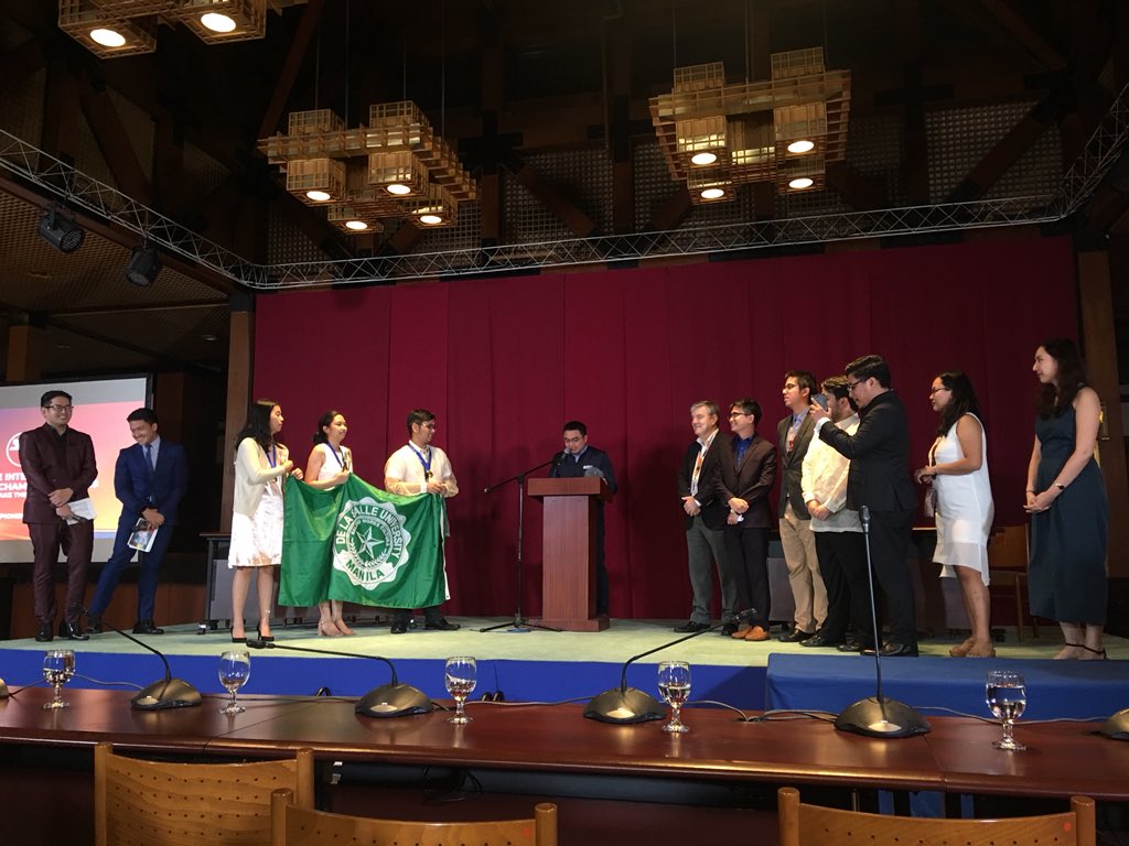 pidconline's tweet photo. DLSU A emerge as Champion of #PIDC2018. #TakeTheLead https://t.co/LA9zdtRTJO