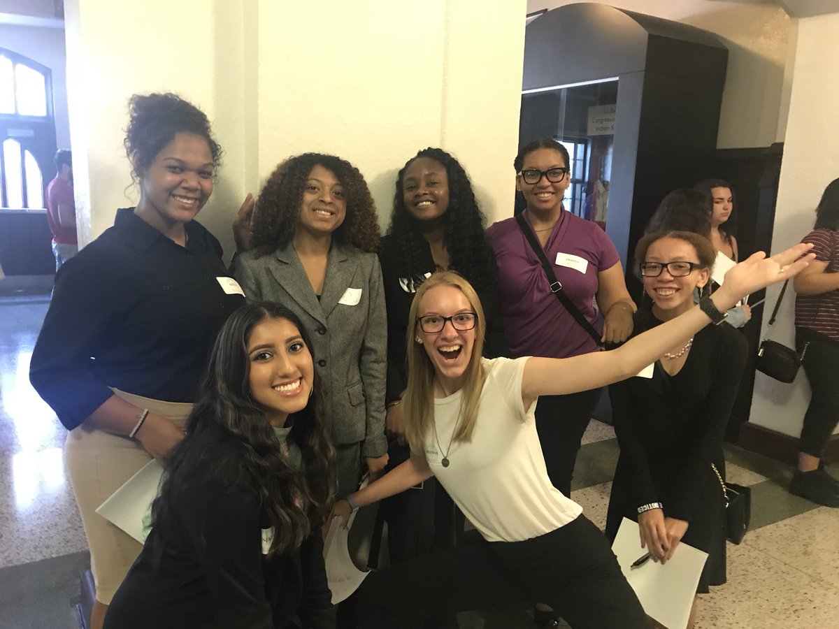 myTBThs's tweet photo. TBT is so excited to be a part of the 2018 Student Summit!! #HCPSsummit @HCPSArea7 @Jeff_Eakins https://t.co/K0lZykb5zN