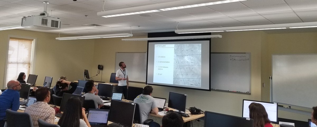 chrissuthy's tweet image. Joe introducing the workhorse data set: &quot;Peruvian Ocelots and Seismic Disturbance&quot;
@SMConservation 
#SMSCcamtrap2018
@dwlinden
#spatialcapturerecapture
#ocelot