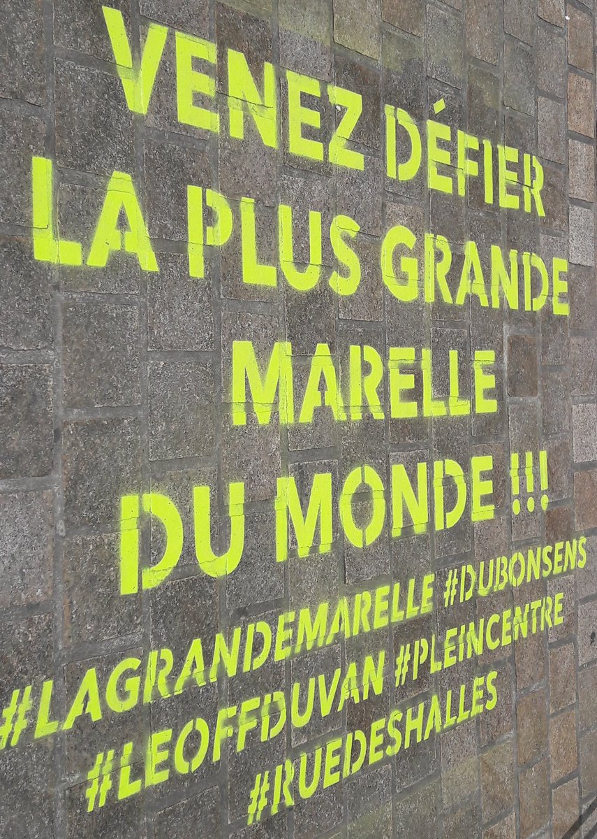 DelphineJacob1's tweet photo. Du Bon Sens installe en ce moment même rue des Halles à #nantes la Plus Grande Marelle du Monde avec les commerçants et #pleincentre #streetart #Nantesmaville #OFFduVAN #summer #game @dubonsens https://t.co/10NMQ9cNR1