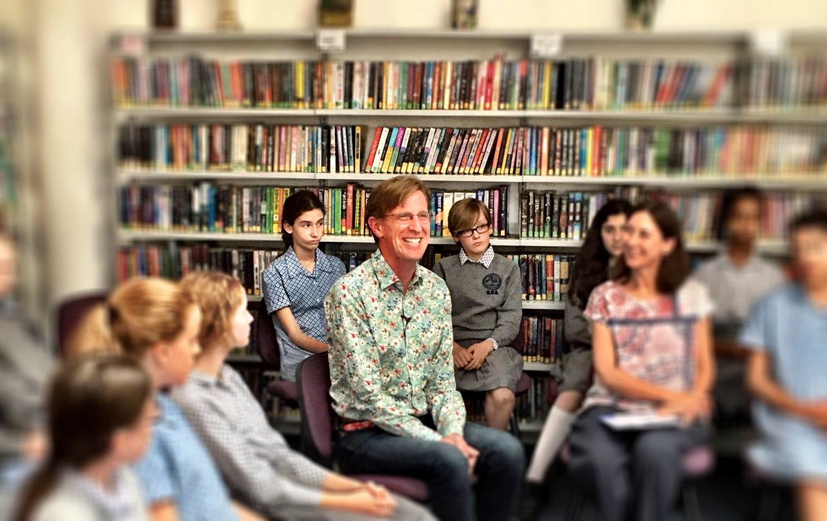 LGfL's tweet photo. When I was growing up I liked books, film, theatre and wanted something to do with that world - I wanted the attention and just kept doing them. I never believed when I was at school I could do it for a living @philipreeve1 @readingzone #readingzonelive https://t.co/Z8U5yGxP6a