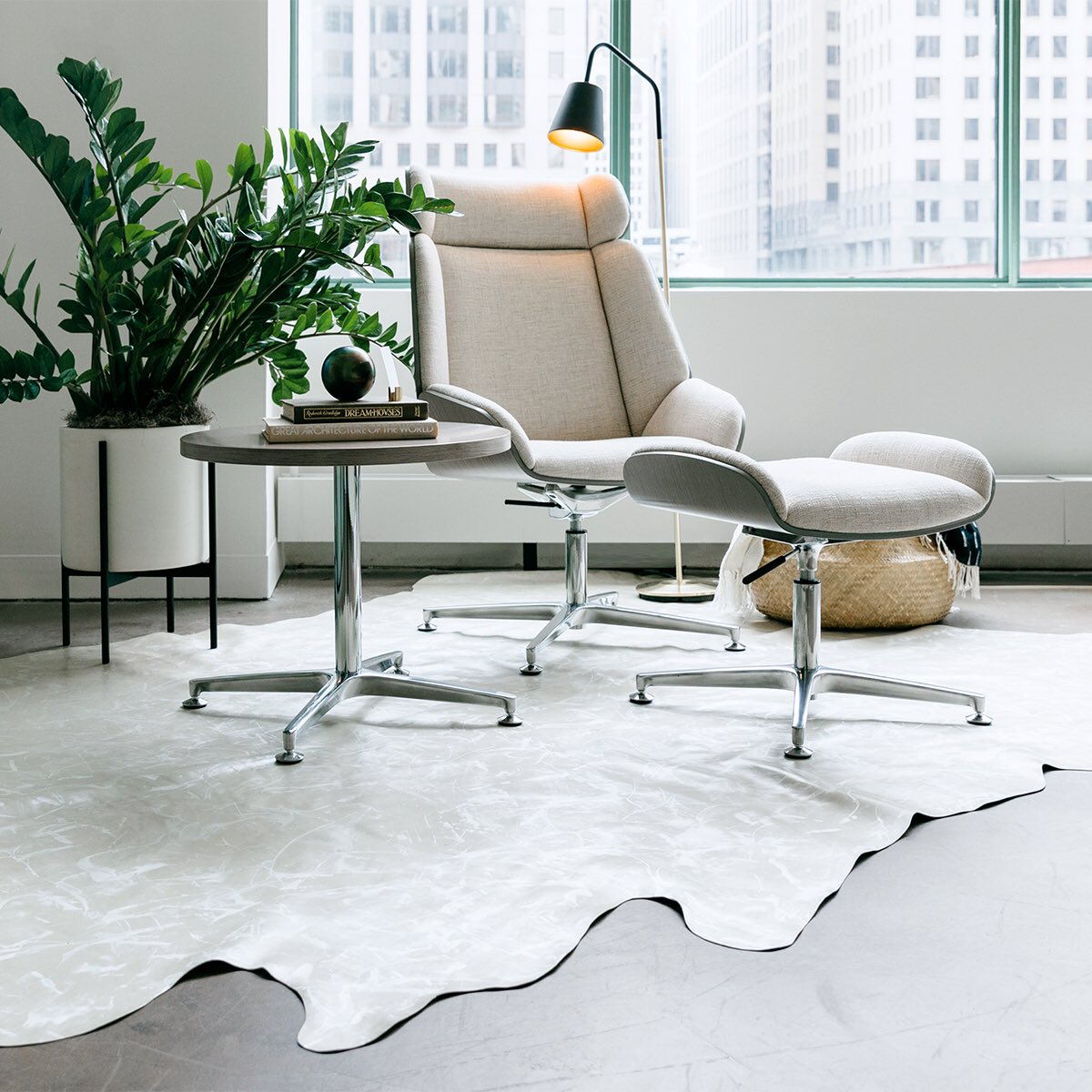 KimballBrand's tweet photo. Theo + @_avoavo_ Marble Glaze hide in our Chicago showroom. Photo by @katedearman #kimball #design #interiordesign #NeoCon2018 #NeoCon50 #neocon18 https://t.co/nsrdkcQIr0