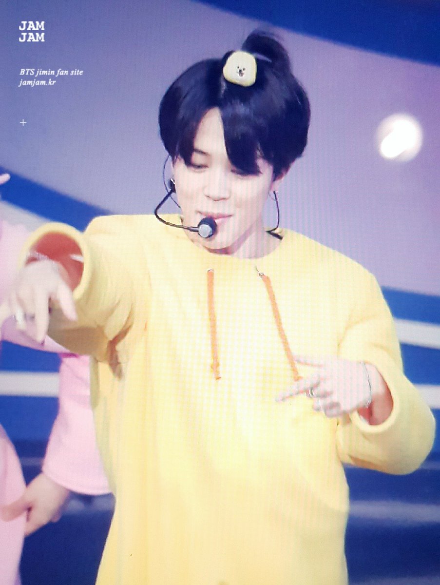 parkjamjam_kr's tweet photo. 180613 프롬파티 #JIMIN #지민 치미 정식 데뷔ㅠㅠㅠㅠㅠㅠㅠㅠ https://t.co/pN0yiqiNju