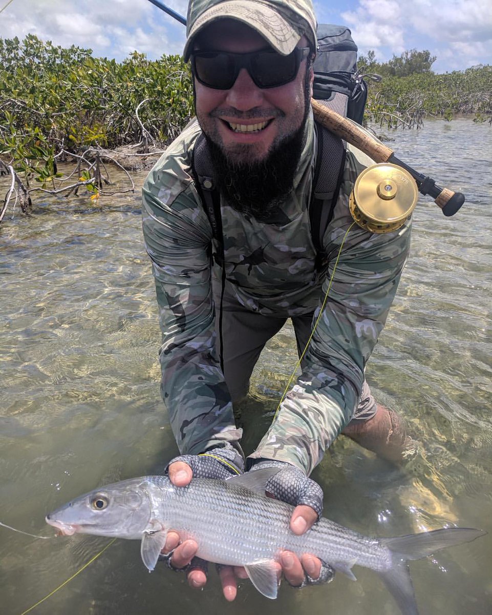 BRFlyFishing's tweet photo. Matt Sears with @haskelsearsdesign is down in Belize catching some bones! Awesome job Matt!

 #belizefly #belize #brff #brffamily #flyfishing #bonefish #flytying #flyfishing #guidedfishing #outdoorsadventures https://t.co/5nqepetO2T