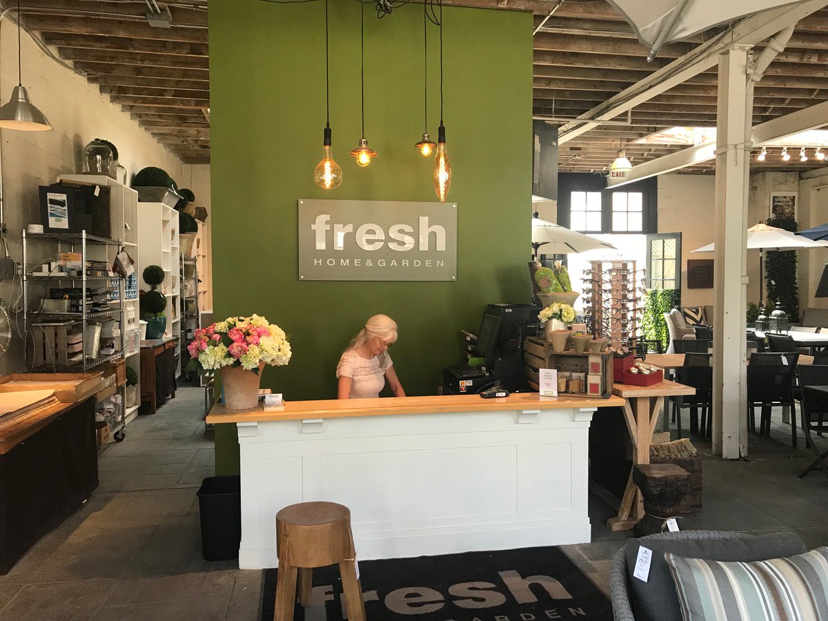 StikemanElliott's tweet photo. Thanks to all who attended our women’s client #summersocial last night in Toronto at @FreshHomeGarden. We hope you feel inspired for summer! #womeninlaw #womeninbusiness

To learn more about Stikeman Elliott’s Gender Balance &amp; Women’s Initiatives visit: https://t.co/emhE2fv1Cn https://t.co/3aD4fVRURR