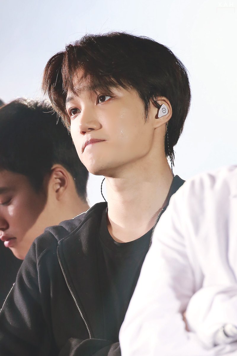 Pin by zhangeok on EXO | 엑소 (With images) | Kim jong in, Exo, Exo jongin