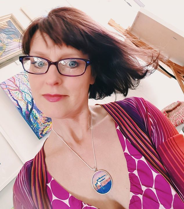 New purple glasses require a bit of a change in hair colour! So #ishowup today with a hint of plum and my Wearable Art Pendant 'Belfast Cranes at Sunset'
Grab one at Open Art at Project 24, Bangor this Sunday afternoon 2 - 4pm. bit.ly/1GooUl4