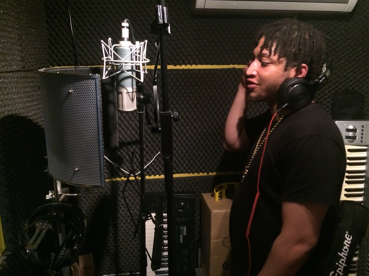 3 CHRONICLES STUDIO tweet media