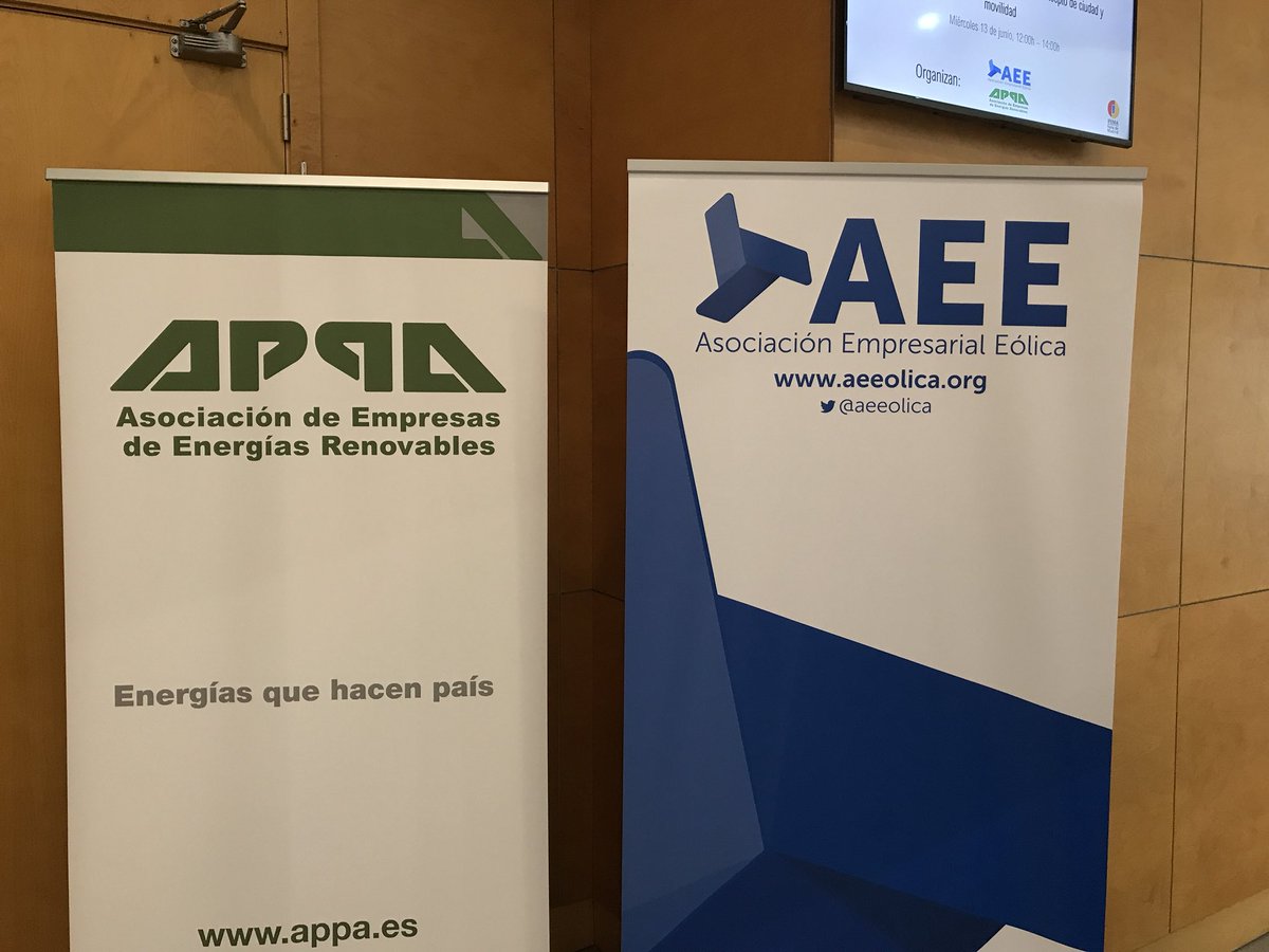 APPA_Renovables's tweet photo. En la sala #N117 va a comenzar la jornada de @APPA_Renovables y @aeeolica. Si quieres debatir sobre el nuevo modelo de #sociedad en la #TransiciónEnergética es una buena oportunidad. Con @AEDIVE, @fundacionciudad, @FRenovables y @ElHuffPost https://t.co/tuWBqjFJ8W