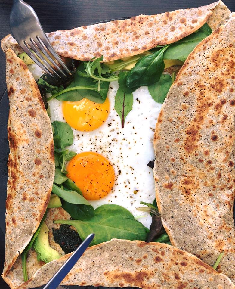 Suzetta_hgate's tweet photo. Gluten-free, lactose-free gravlax fried eggs with green leaves and avocado! 😍😍

We can cater to many dietary requirements just ask in store!

#diet #lactose #allergies #glutenfree #health #healthyfood #fit #brunch #lunch #breakfast #local #harrogate #crepes https://t.co/1RYqJC6TXy