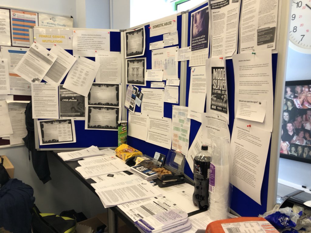 babswhittaker's tweet photo. @boltonnhsft safeguarding awareness month on our link board #sharingeducation #safeguarding #widerteam #nhs #beinvolved https://t.co/F5rLfmcoYA