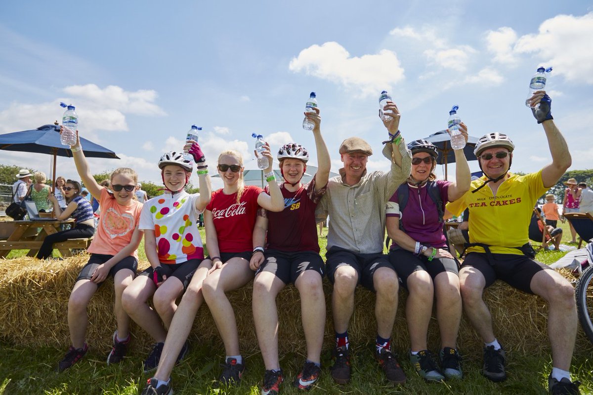 EroicaBritannia's tweet photo. For a free bottle of refreshing Derbyshire water, head over to the @BuxtonWater stand! Their bottles are 100% recyclable, so make sure to pop yours into one of the recycling bins once you're finished with it ♻️ #NaturallyPumpedUp https://t.co/50uPpWwyIZ