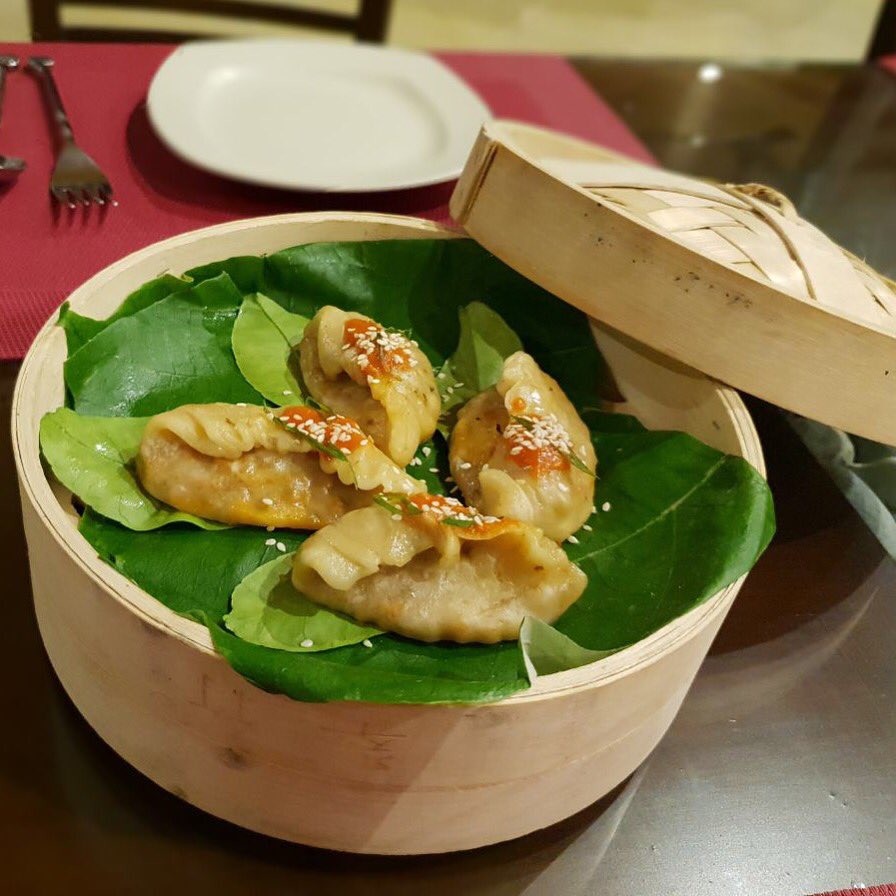 tarangiresort's tweet image. Can you think of a better combo than dimsums and spicy dips? 
#foodstagram #dimsumtime #dimsum #momos #dumplings #asianfood