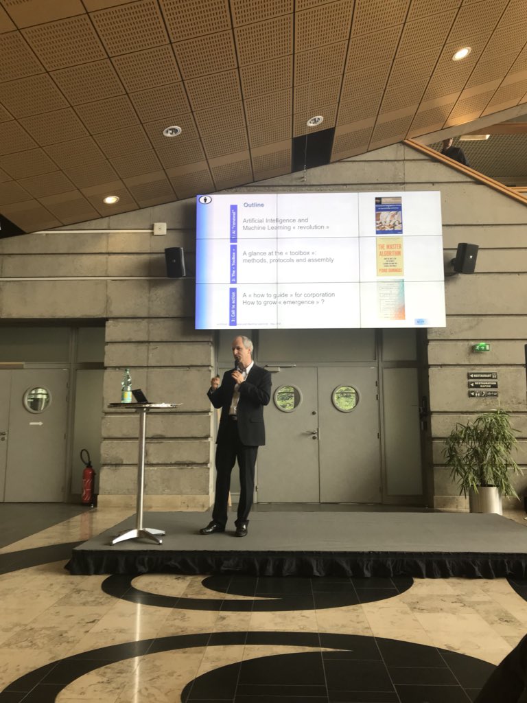 tioumen's tweet photo. Our CIO @ycaseau demestifying IA (35 years of experience)! @Michelin #TechLunch4 https://t.co/cQLx6BPX9F