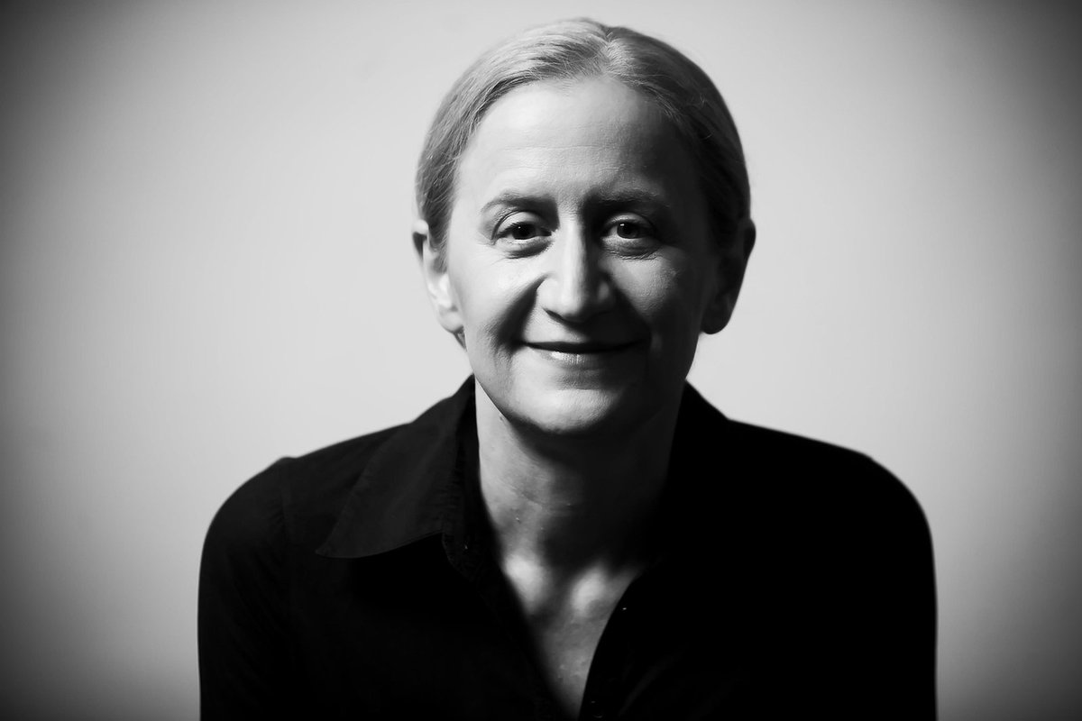 ziguline's tweet photo. Abbiamo avuto il piacere di intervistare @geonaima, head of communication del @SonarFestival, per parlare degli ultimi 25 anni di questo evento, di come è nato e si sta evolvendo | https://t.co/t7reQZISCL https://t.co/6ltMHI2teZ