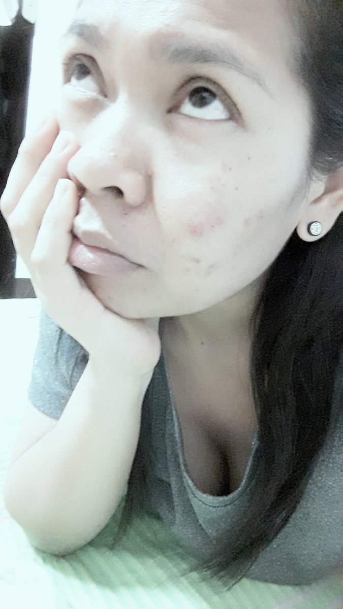 aui_atom's tweet photo. หน้าไม่คม นมไม่ใหญ่ จะเอารัยไปสู้เค๊า https://t.co/kVLa9xozMH