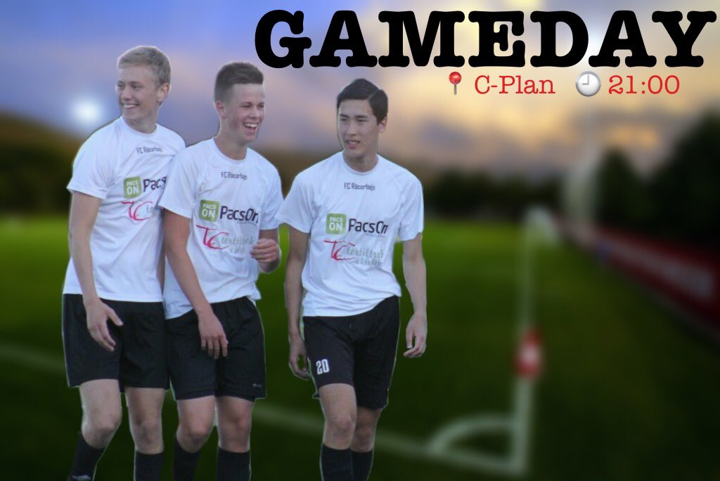 FcRacerbajs's tweet photo. Matchdag!
Idag spelar vi mot SMP på Värendsvallens C-plan.
Avspark klockan 21:00. 
Välkomna!
#hållerpåbajsarna https://t.co/BlwESlip6i