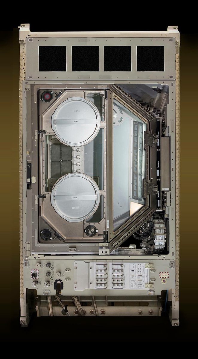 Bradford_Space1's tweet photo. New website for a new business line! Bradford Workspaces for space station facilities and equipment! https://t.co/hKbom5VVdK https://t.co/xAz028PqUU