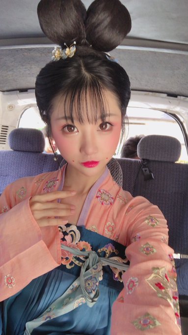 Twitterのコスプレ画像18