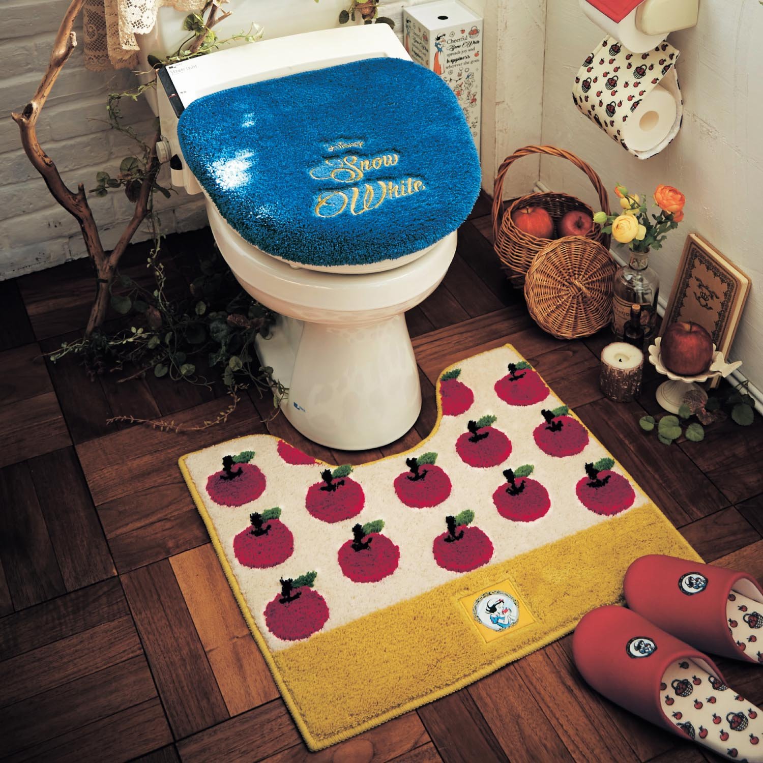 Dtimes Pa Twitter ベルメゾン ディズニーデザイン トイレマット フタカバー トイレットペーパーホルダーカバー スリッパセット 白雪姫をデザインに取り入れたりんごでいっぱいの可憐な空間に変身 詳細 T Co Jklqvaj6w4 T Co Unclnarlsh Dtimes Pa Twitter ベルメゾン ディズニーデザイン トイレマット フタカバー トイレットペーパーホルダーカバー スリッパセット 白雪姫をデザインに取り入れたりんごでいっぱいの可憐な空間に変身 詳細 T Co Jklqvaj6w4 T Co Unclnarlsh