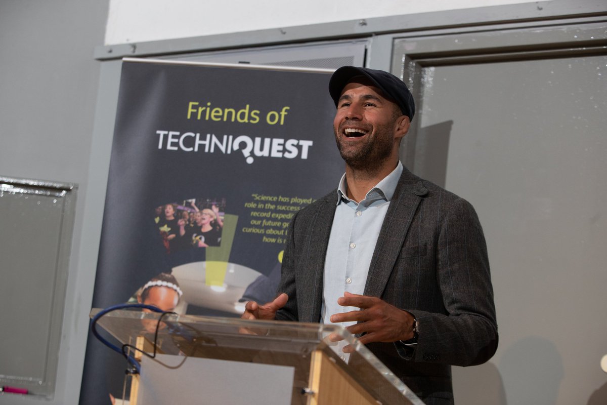 Techniquest's tweet image. Did you know that as well as being a beloved family attraction, we're also a charity? Support our mission to inspire the next generation of scientists. bit.ly/2oGsGB9